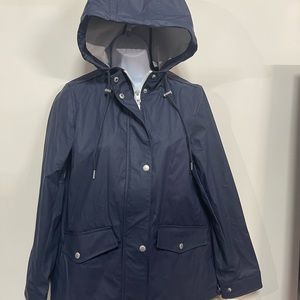 BNWT Levi’s Hoodie Rain coat/Wind breaker Small Sm
